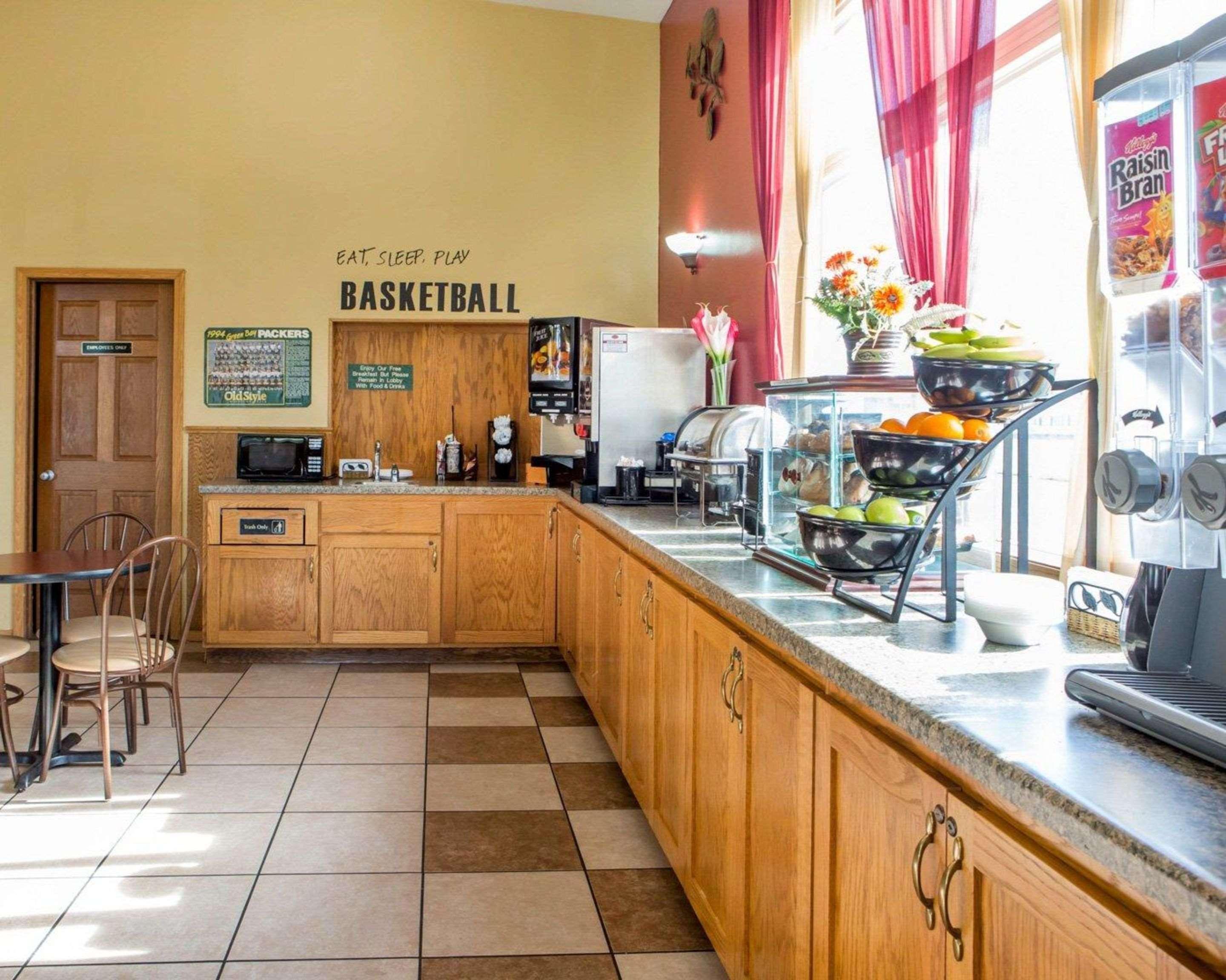 Americinn By Wyndham Green Bay Near Stadium Екстер'єр фото