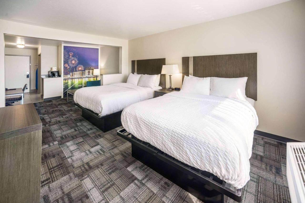Americinn By Wyndham Green Bay Near Stadium Екстер'єр фото